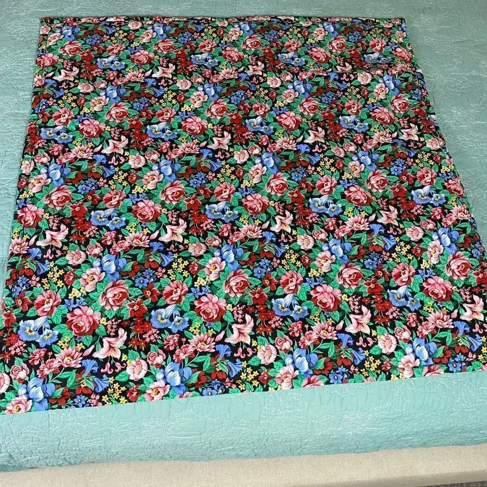 Handmade Quilt small lap quilt  reversable Granny style